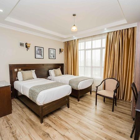 Hemak Suites Hotel Найроби Экстерьер фото
